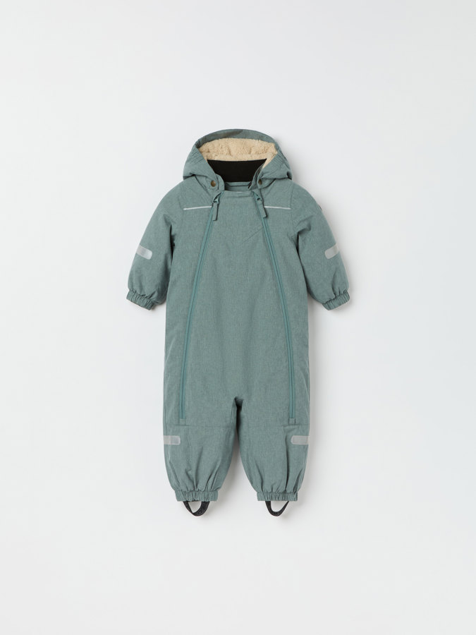 Vedenpitävä toppahaalari pileevuorilla Vedenpitävä toppahaalari pileevuorilla