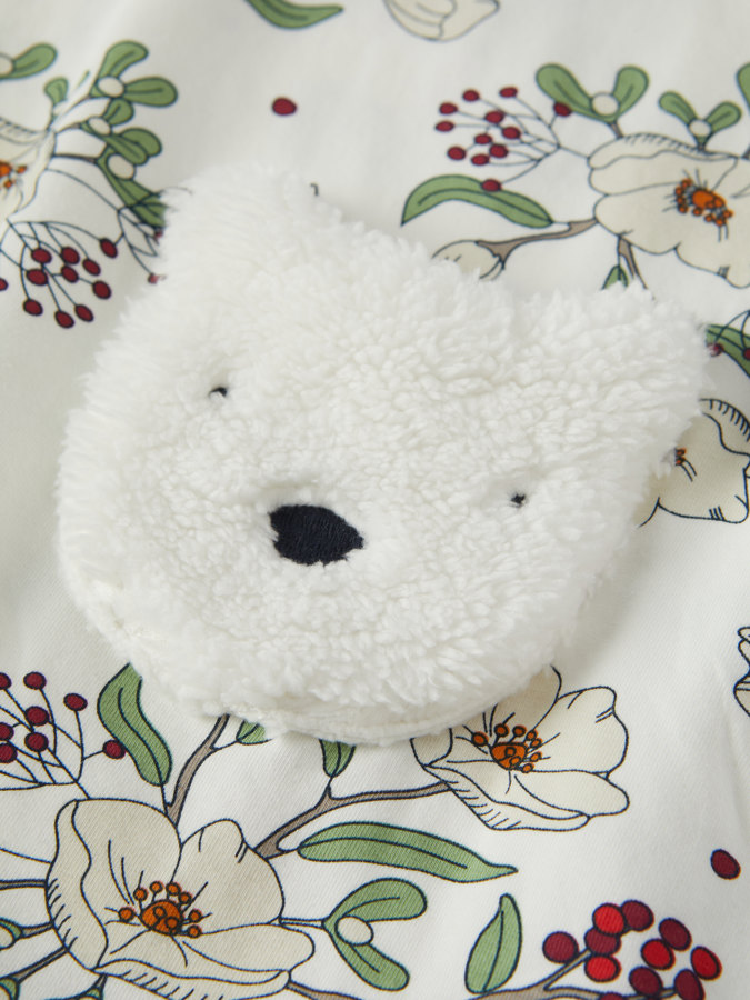 paita kukkakuviolla paita kukkakuviolla