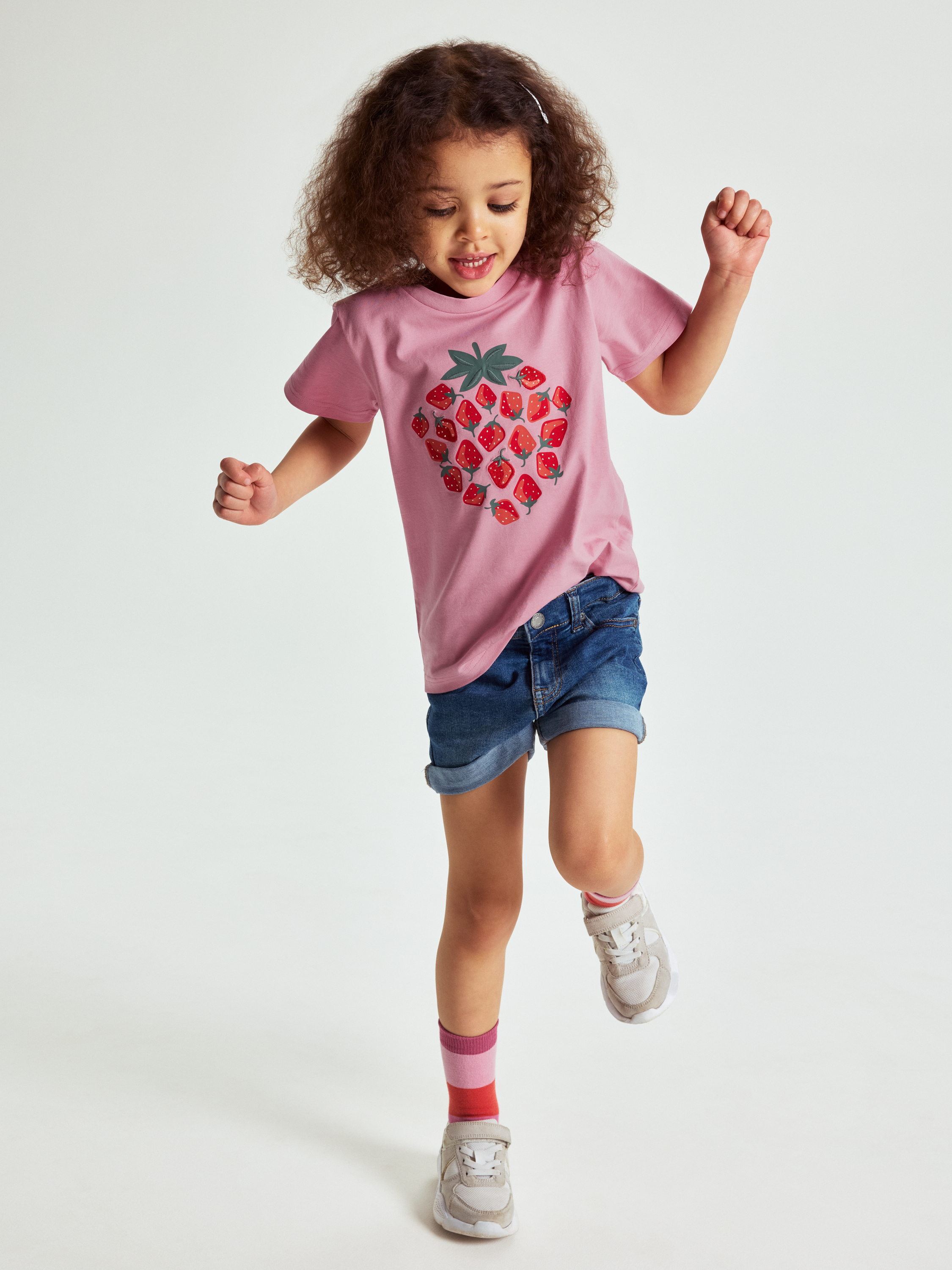 Farkkushortsit taskuilla