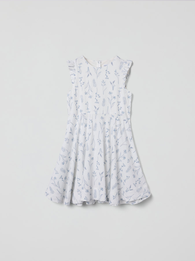 Lyhythihainen kellomekko kukkakuviolla Lyhythihainen kellomekko kukkakuviolla