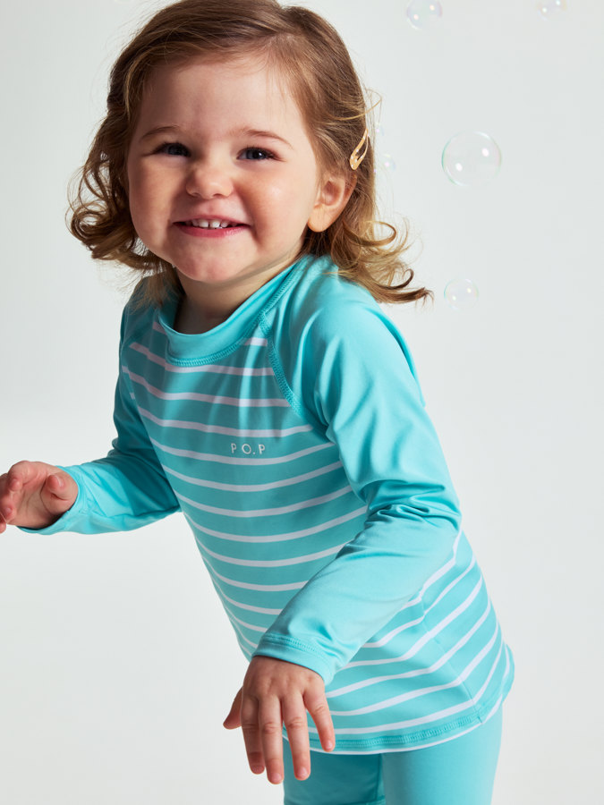 Pitkähihainen raidallinen UV-paita Pitkähihainen raidallinen UV-paita