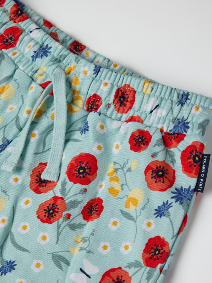Collegeshortsit kukkakuviolla Collegeshortsit kukkakuviolla