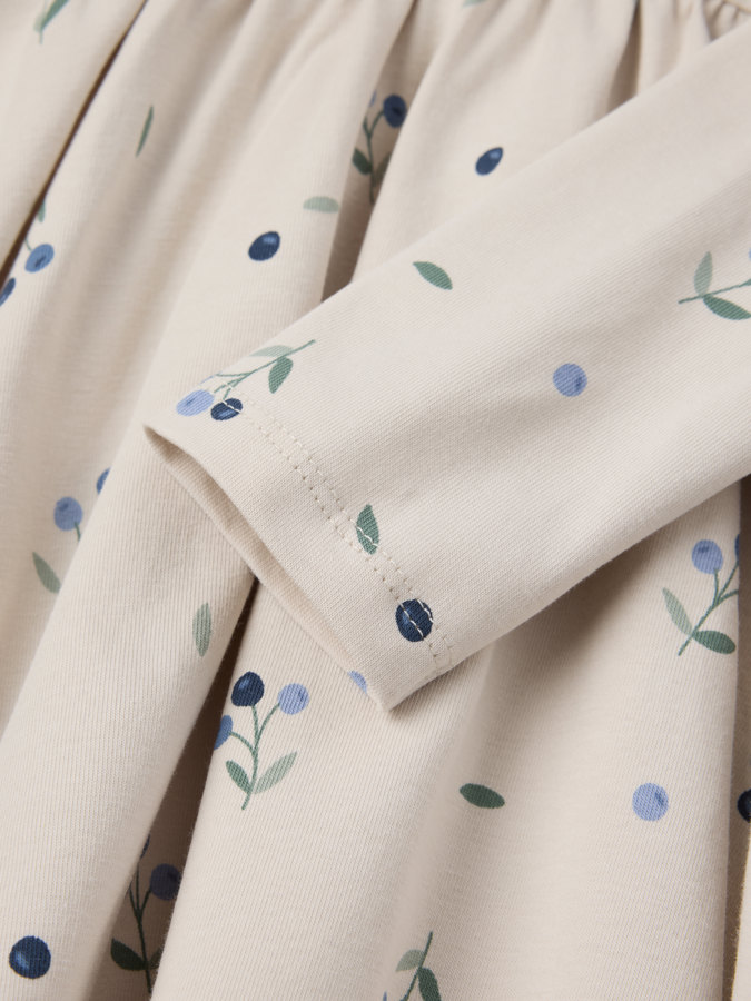 Kellohelmainen mekko mustikka Kellohelmainen mekko mustikka