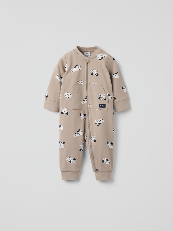 Collegepaita dalmatialaiset