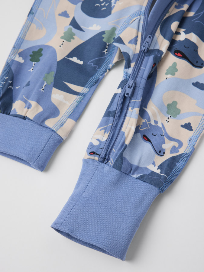 Pyjamahaalari lohikäärmekuviolla