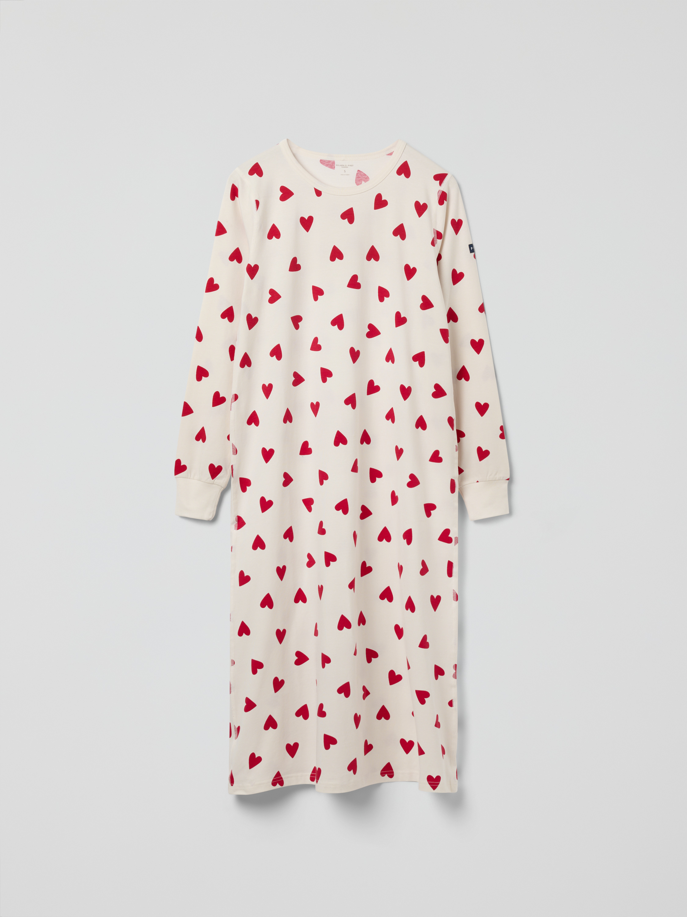 Aikuisten yöpaita sydänkuviolla