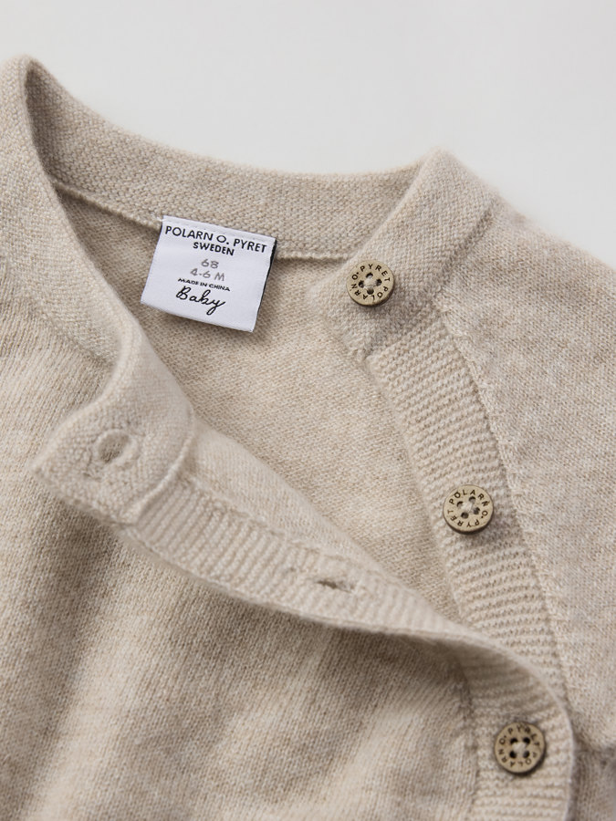 Neulottu neuletakki Kashmir Neulottu neuletakki Kashmir