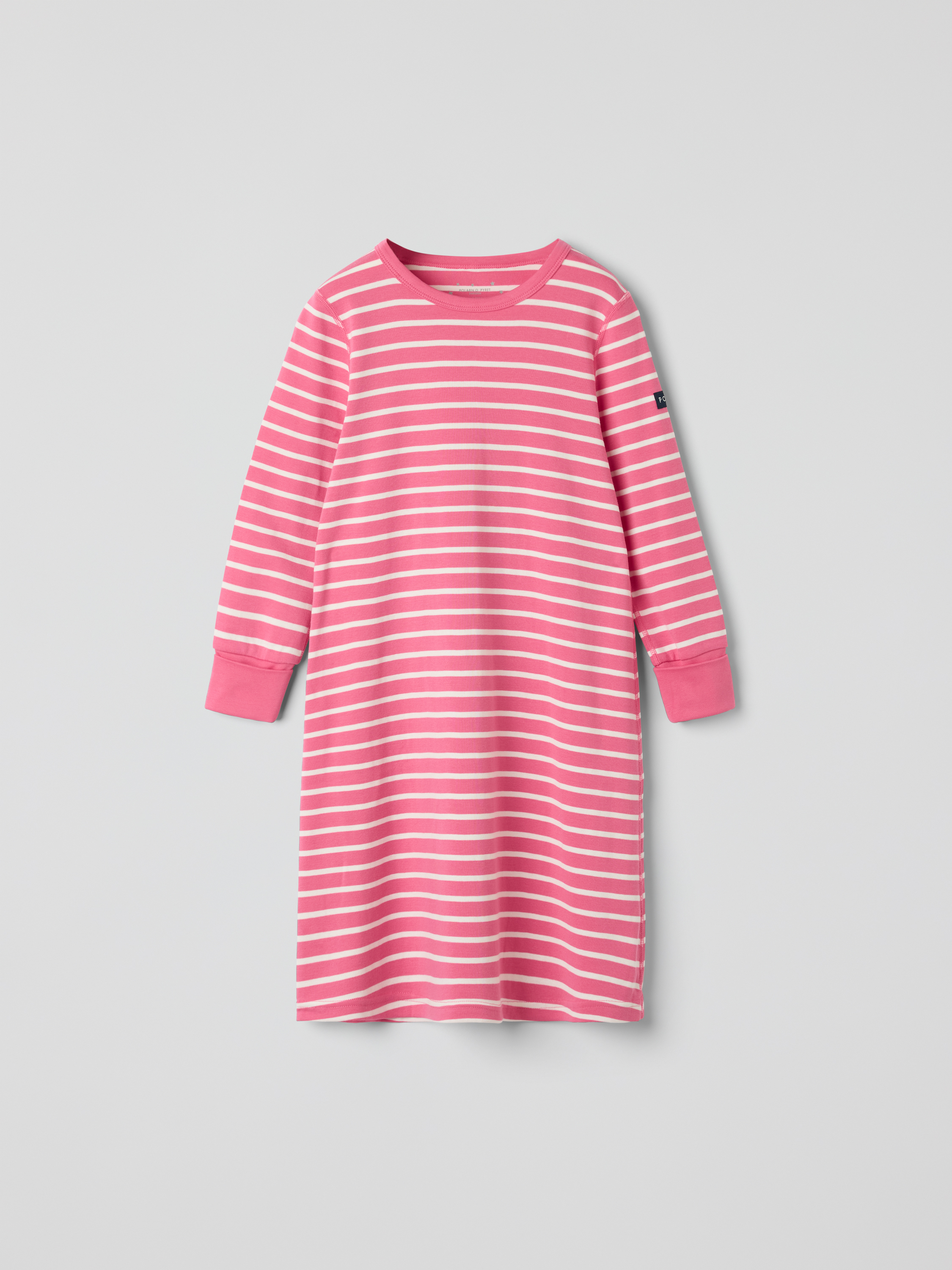 Raidallinen yöpaita