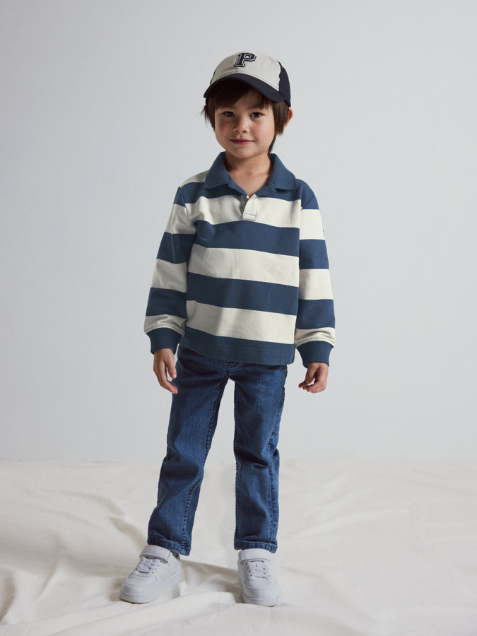 Pitkähihaista rugby-paitaa