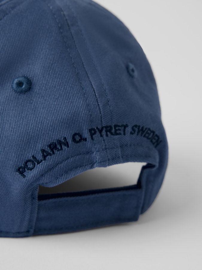 Lippalakki brodeeraus Lippalakki brodeeraus