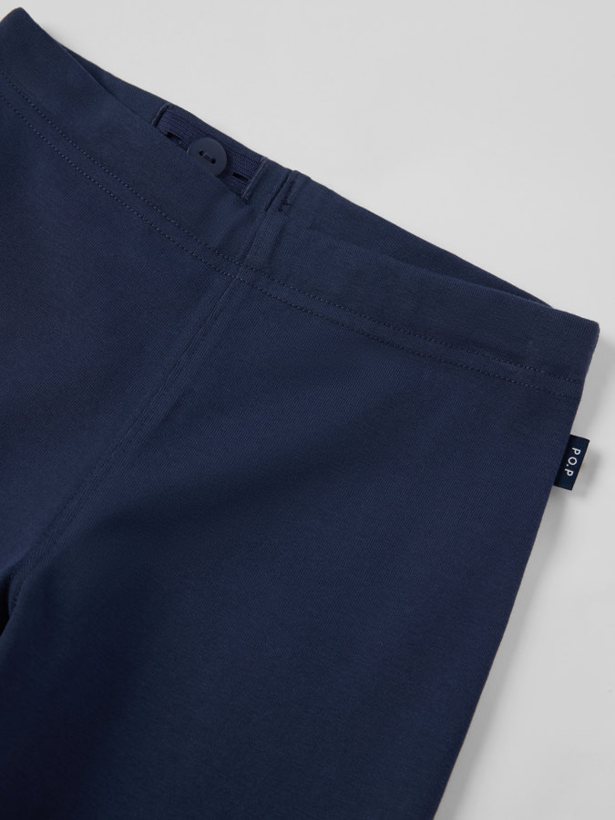 PLAY leveälahkeiset leggingsit PLAY leveälahkeiset leggingsit