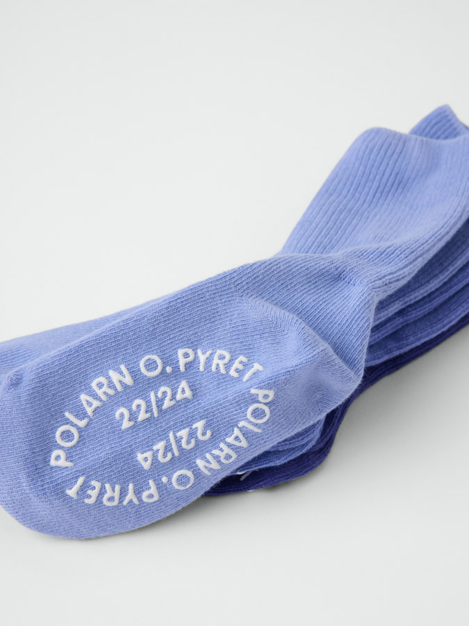 3 paria liukuestesukkia 3 paria liukuestesukkia