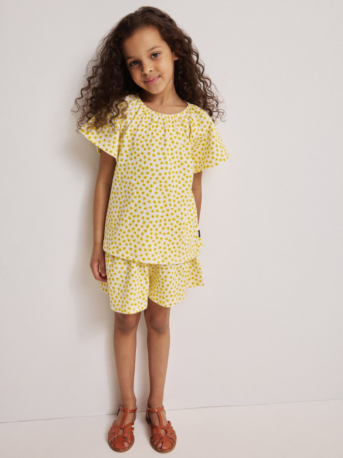 Paita blommig Paita blommig