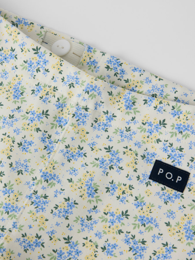 Pyöräilyshortsit kukallinen