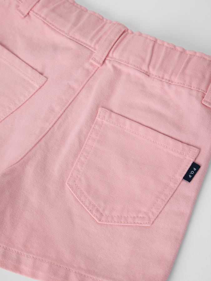 Kudotut shortsit Kudotut shortsit