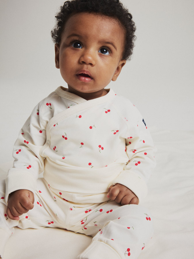 Jatkettava kietaisubody kirsikka