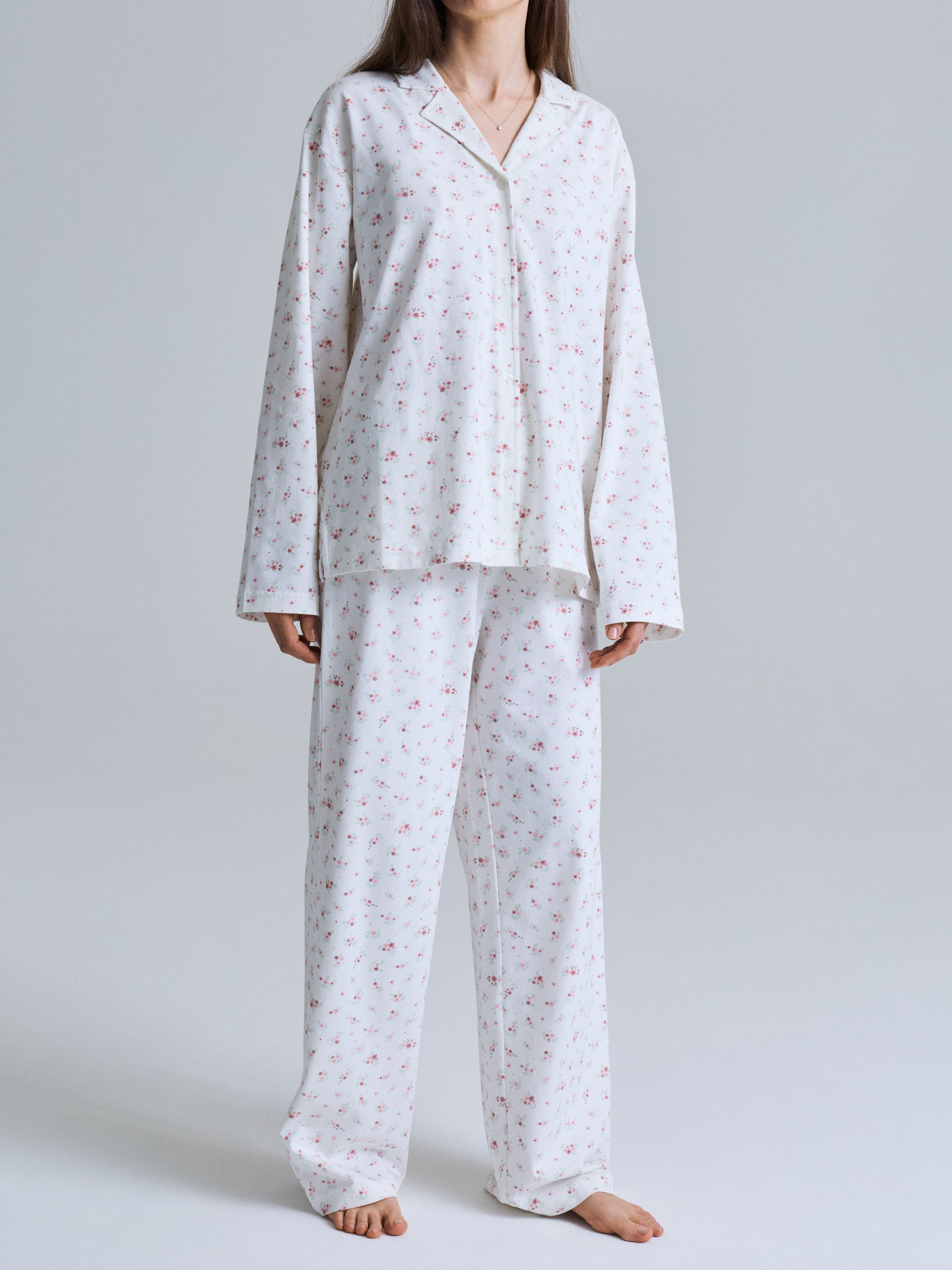 Pyjama kukkakuvio aikuiset