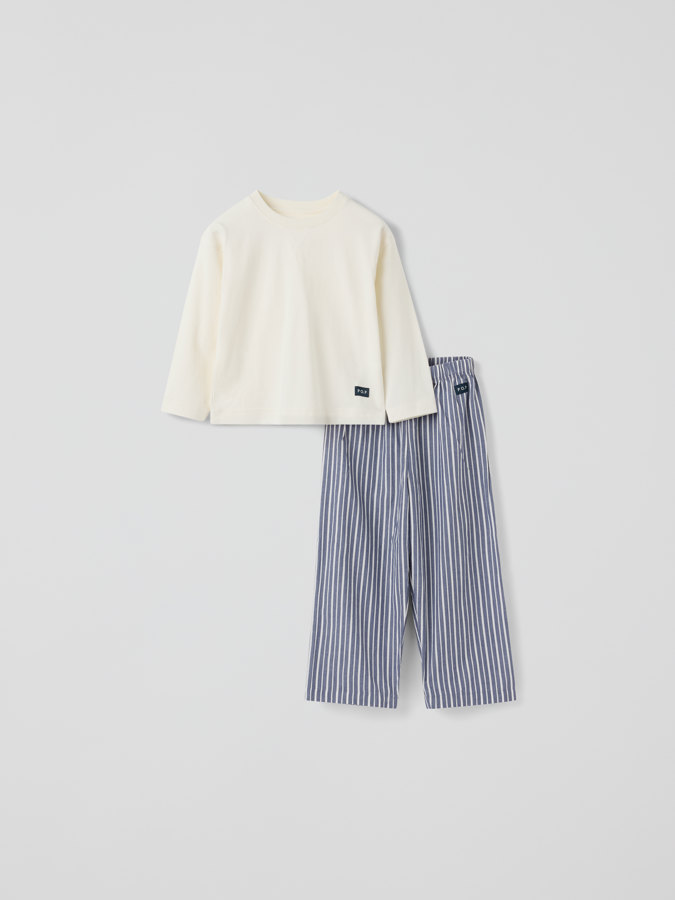 Pyjamat yksivärinen Pyjamat yksivärinen