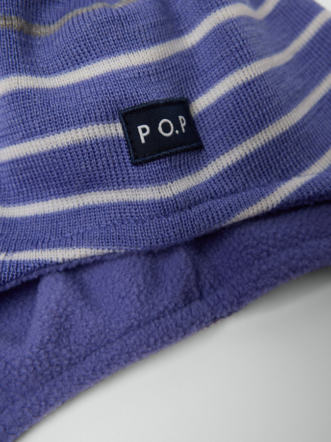 Tuulenpitävä Fleece‑vuorinen kypärämyssy raidallinen