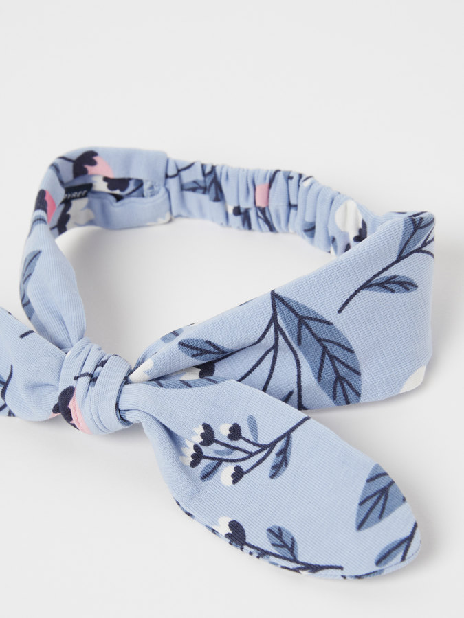 Hiuspanta kukkakuviolla Hiuspanta kukkakuviolla