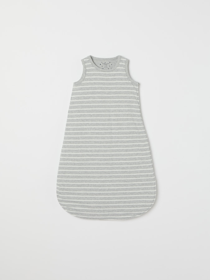 Raidallinen topattu unipussi Raidallinen topattu unipussi