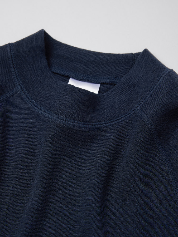 Pitkähihainen kerrastopaita merinovillaa Pitkähihainen kerrastopaita merinovillaa