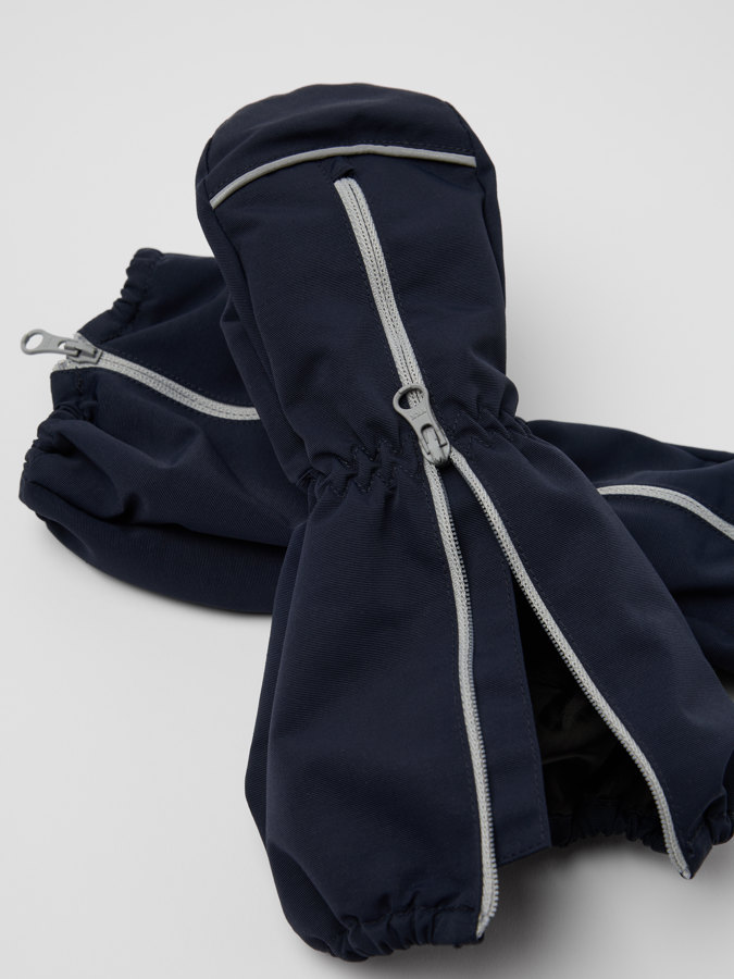 Kuorihanskat vetoketjulla Kuorihanskat vetoketjulla