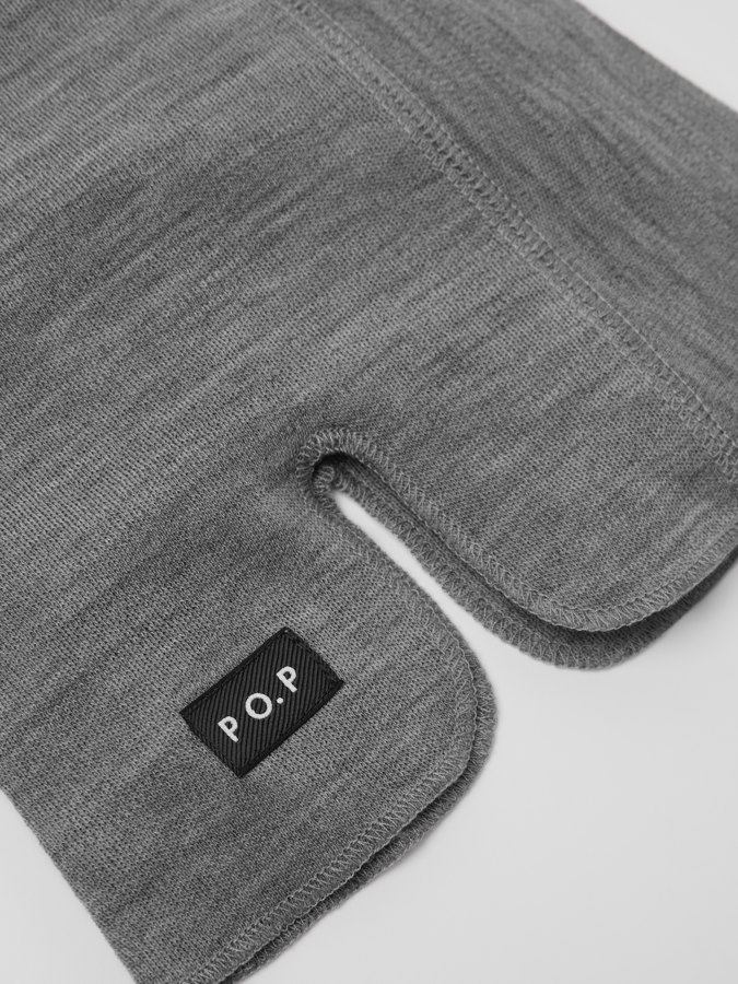 Kypärämyssy merinovillaa Kypärämyssy merinovillaa