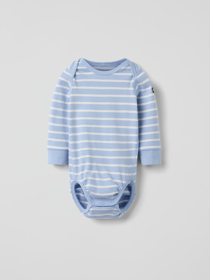 Raidallinen body kietaisumallisilla olkapäillä Raidallinen body kietaisumallisilla olkapäillä