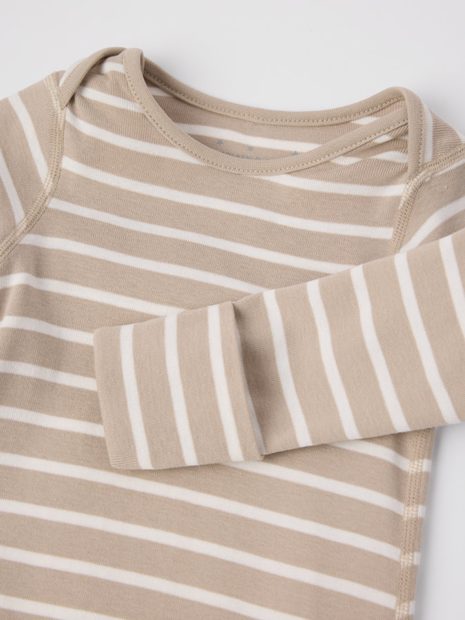 Unipussi raidallinen Unipussi raidallinen