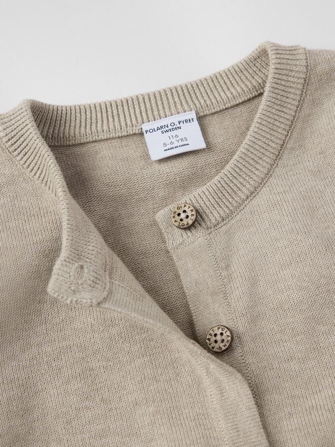 Neulottu neuletakki Neulottu neuletakki