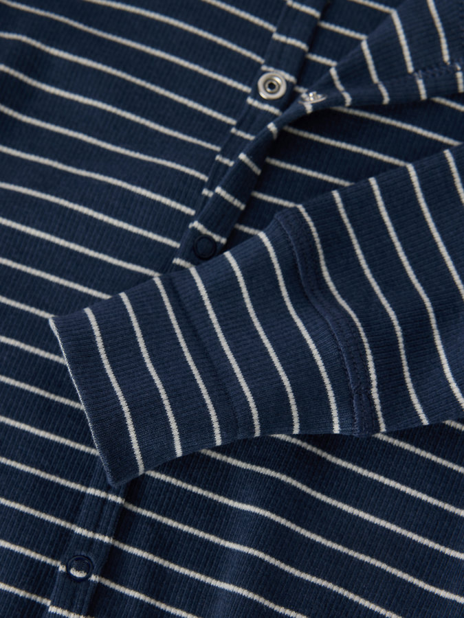 Yöpukuhaalari raidallinen Yöpukuhaalari raidallinen